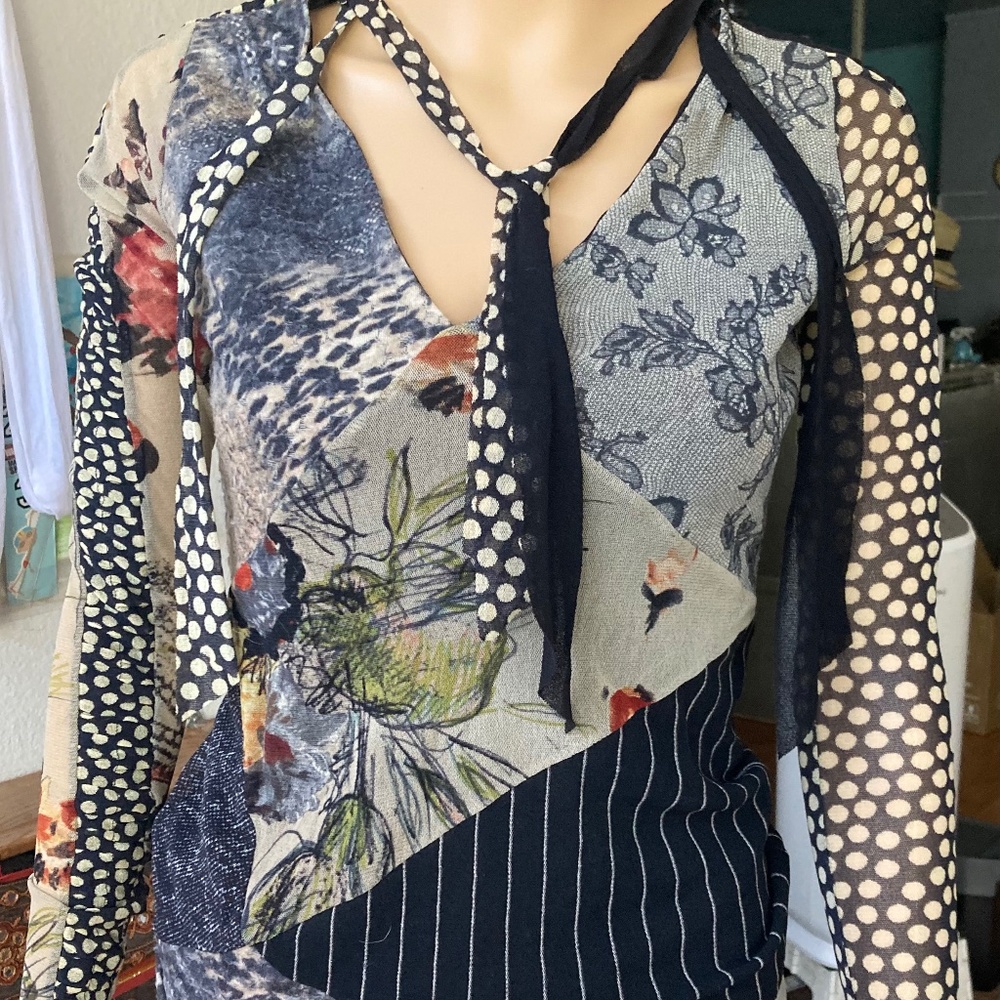 VINTAGE FUZZI TOP